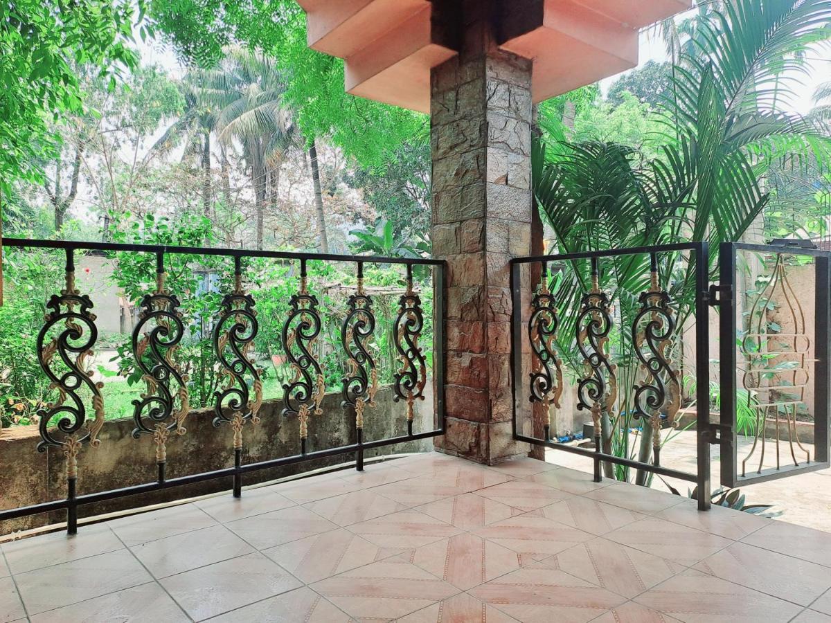 Strawberry Swing Homestay กูวาฮาติ ภายนอก รูปภาพ