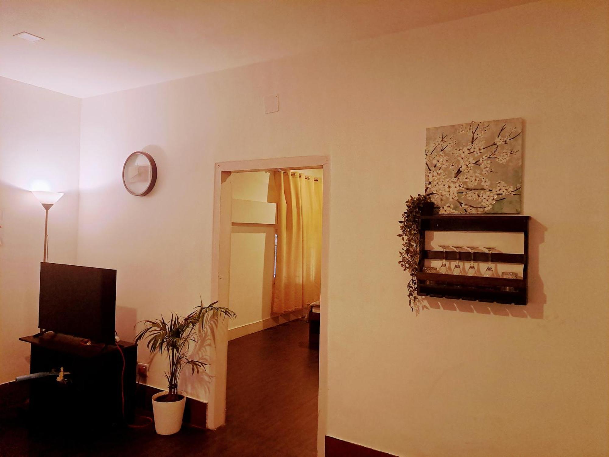 Strawberry Swing Homestay กูวาฮาติ ภายนอก รูปภาพ